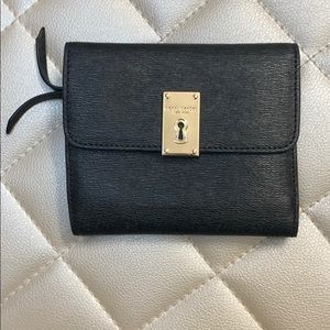 Henri Bendel wallet